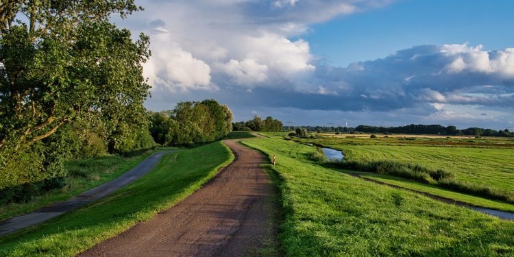 Unlocking the Power Within: Enhance Your Mindfulness with Visualization Meditation